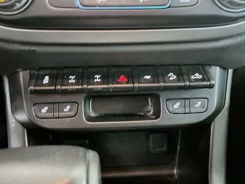 Used 2021 Chevrolet Colorado ZR2 w/ Colorado ZR2 Bison Edition AWD/4WD image 19