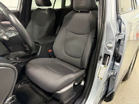 Used 2024 Toyota Corolla Cross LE AWD/4WD image 18