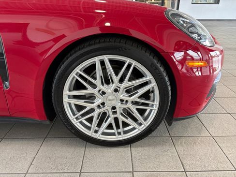 Used 2018 Porsche Panamera w/ Premium Package Plus RWD image 25