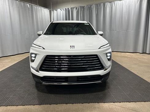 New 2026 Buick Enclave Preferred w/ LPO, Floor Liner Package image 10