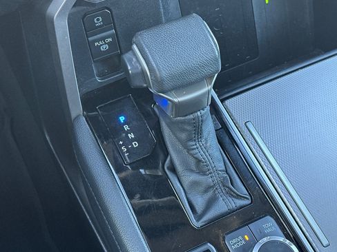 Certified 2024 Toyota Sequoia Limited image 21