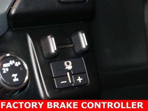 Used 2018 Chevrolet Tahoe Premier image 17