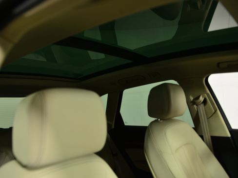 Used 2023 Audi Q5 2.0T Premium Plus w/ Premium Plus Package image 14