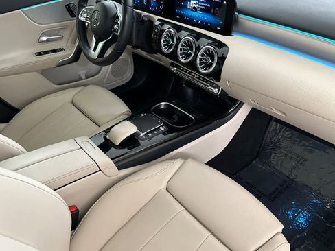 Used 2022 Mercedes-Benz A 220 image 15