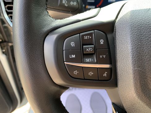 Used 2024 Ford Ranger Lariat w/ FX4 Off-Road Package AWD/4WD image 25