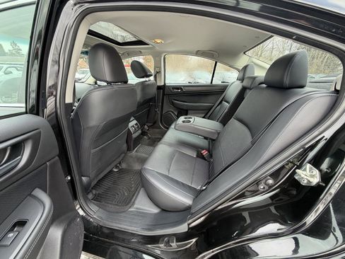 Used 2017 Subaru Legacy 2.5i Limited image 21