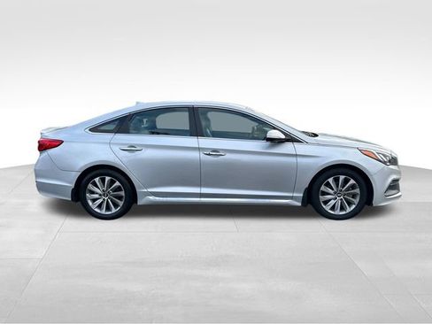 Used 2017 Hyundai Sonata Sport w/ Value Edition Package 02 image 11