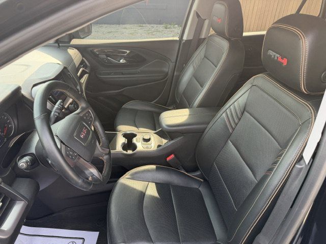 Used 2023 GMC Terrain AT4 w/ Tech Package AWD/4WD image 10