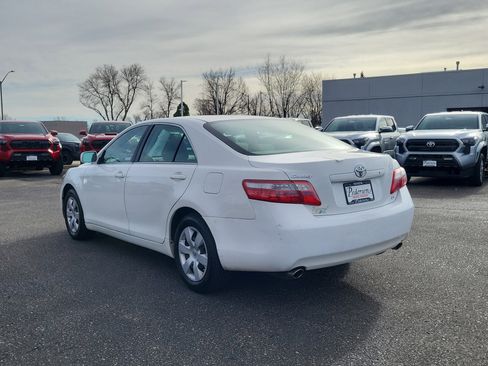 Used 2007 Toyota Camry LE image 3