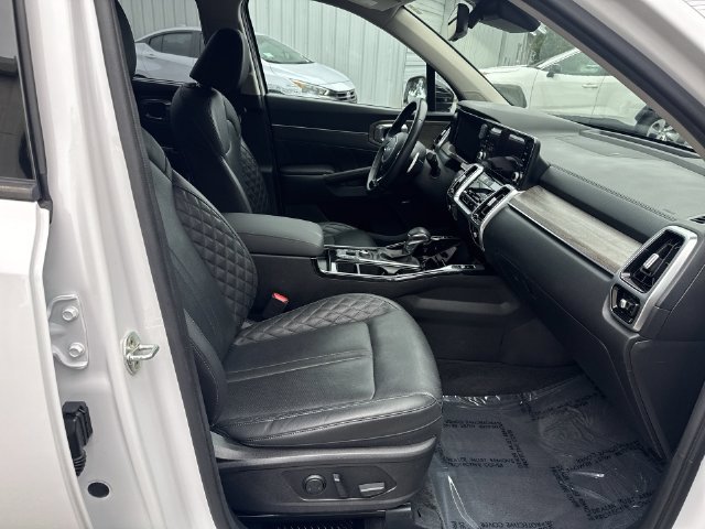 Used 2023 Kia Sorento SX Prestige AWD/4WD image 10