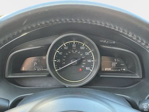 Used 2018 MAZDA MAZDA3 Touring FWD image 24