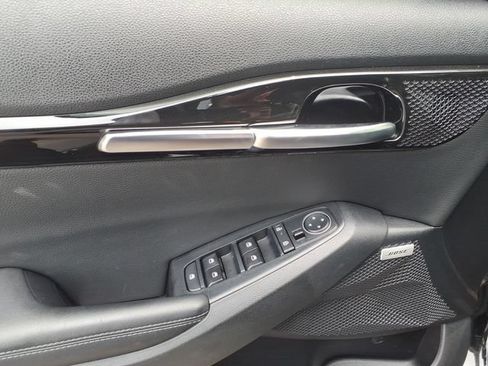 Used 2024 Kia Seltos SX w/ SX Sunroof Package AWD/4WD image 24