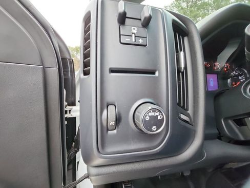 Certified 2016 Chevrolet Silverado 2500 W/T w/ Snow Plow Prep Package image 22