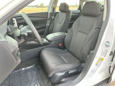 Used 2024 Honda Accord LX image 11