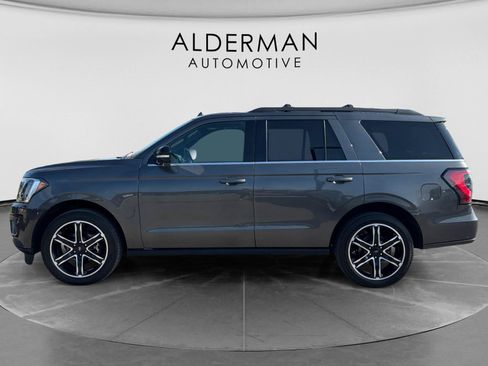 Used 2021 Ford Expedition Limited AWD/4WD image 2