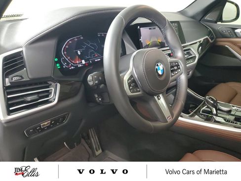 Used 2021 BMW X5 xDrive40i w/ M Sport Package AWD/4WD image 31