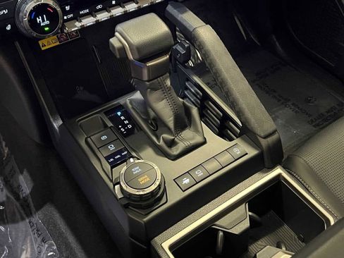 Certified 2025 Toyota 4Runner Limited image 22