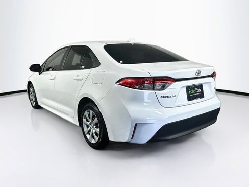 Used 2023 Toyota Corolla LE FWD image 5