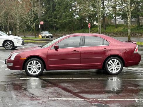 Used 2007 Ford Fusion SEL image 2