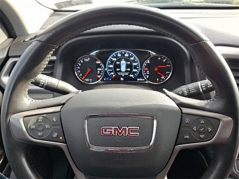 Used 2022 GMC Acadia AT4 w/ Technology Package image 20