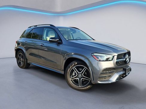 Used 2021 Mercedes-Benz GLE 350 4MATIC image 2