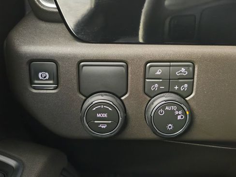 New 2026 Chevrolet Silverado 1500 LT w/ Texas Edition Plus image 22