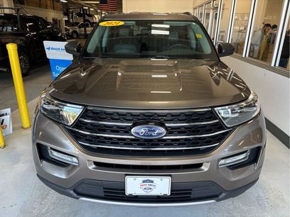 Certified 2021 Ford Explorer XLT w/ Equipment Group 202A