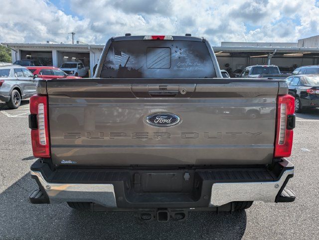 Used 2023 Ford F250 Lariat w/ Tow Technology Package AWD/4WD image 4