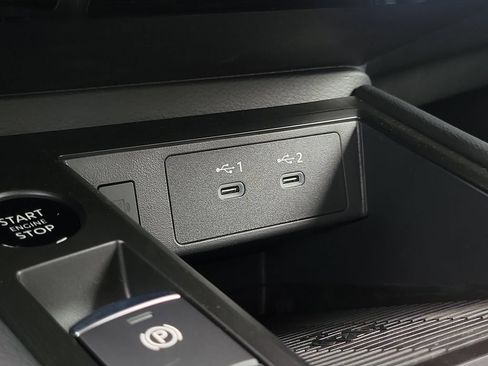 New 2026 Nissan Kicks SR FWD image 31