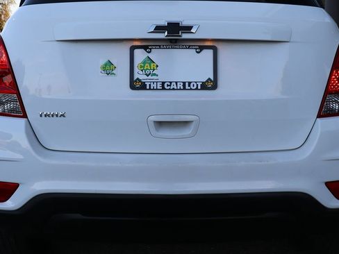 Used 2020 Chevrolet Trax LS FWD image 21