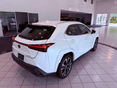 Used 2025 Lexus UX 300h FWD w/ Accessory Package (Z1) image 13