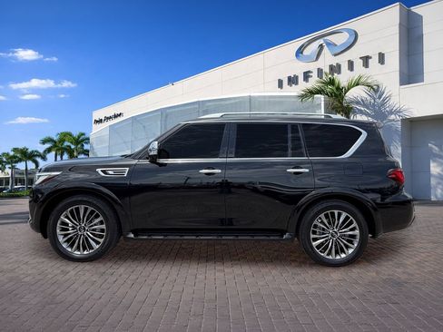 Used 2021 INFINITI QX80 Sensory w/ Cargo Package AWD/4WD image 4