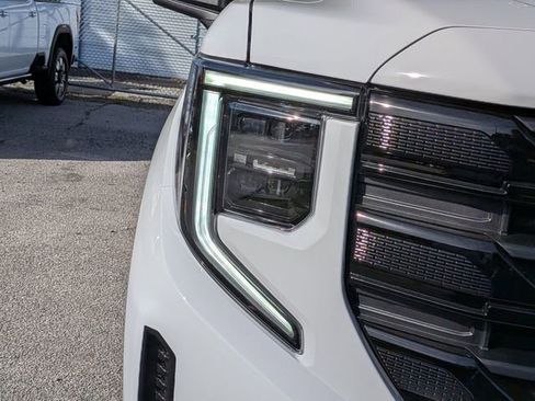 New 2026 GMC Sierra 1500 Elevation AWD/4WD image 11
