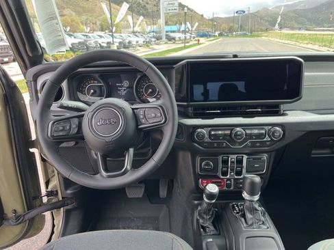 New 2026 Jeep Gladiator Sport image 19