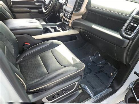 Used 2021 RAM 1500 Laramie AWD/4WD image 19