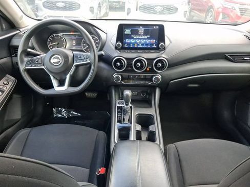 Used 2024 Nissan Sentra SV FWD image 7
