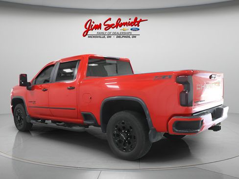 Used 2021 Chevrolet Silverado 2500 LT w/ True North Edition AWD/4WD image 4