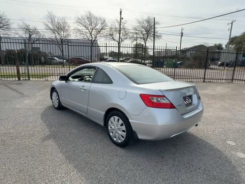 Used 2011 Honda Civic LX image 6