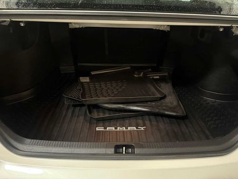 Certified 2018 Toyota Camry XLE image 24