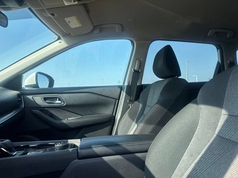 Certified 2024 Nissan Rogue SV AWD/4WD image 36