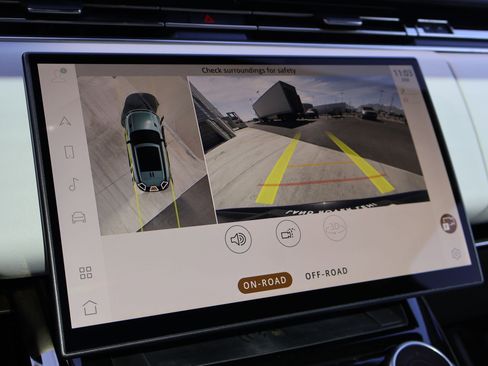 Certified 2023 Land Rover Range Rover Sport SE image 19