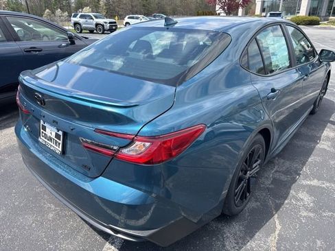 New 2026 Toyota Camry SE w/ Convenience Package FWD image 9