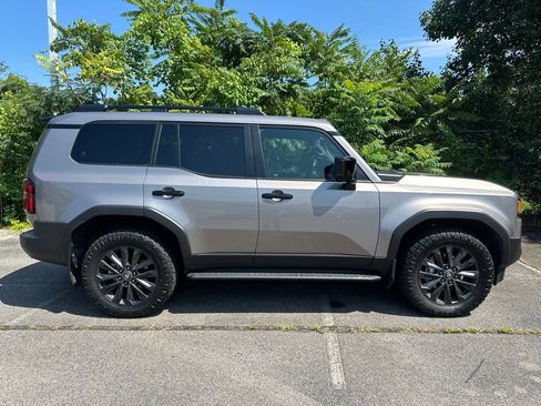 Used 2025 Toyota Land Cruiser AWD/4WD image 2