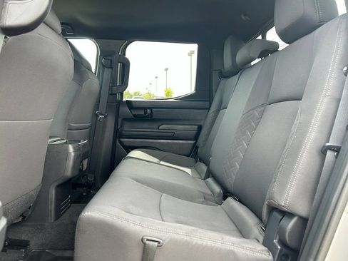Used 2025 Toyota Tacoma SR5 AWD/4WD image 24