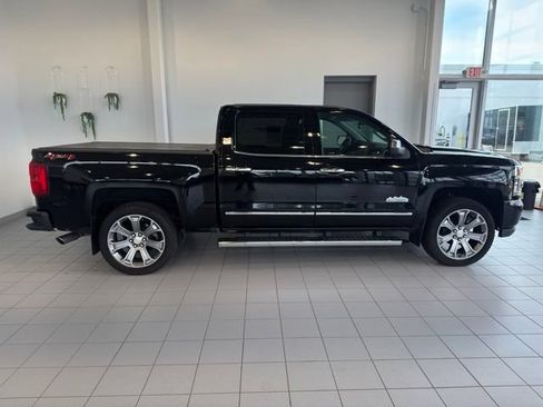 Used 2018 Chevrolet Silverado 1500 High Country AWD/4WD image 36