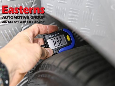 Used 2018 Tesla Model 3 Long Range AWD/4WD image 21