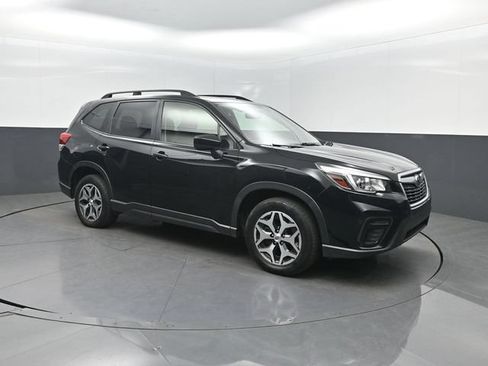 Used 2020 Subaru Forester Premium AWD/4WD image 36