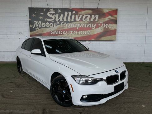 Used 2017 BMW 320i Sedan image 7