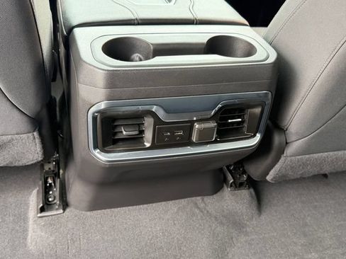 Used 2022 GMC Sierra 1500 Elevation w/ Preferred Package RWD image 16