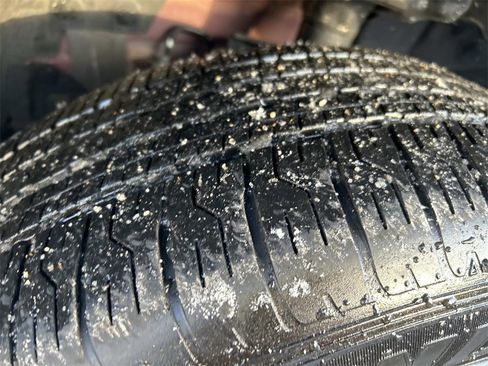 Used 2025 Nissan Rogue SV w/ SV Premium Package image 10